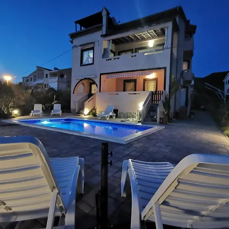 Apartment 5378b Punat